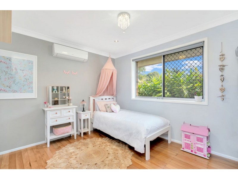 3 Cooleroo Crescent, Southport QLD 4215