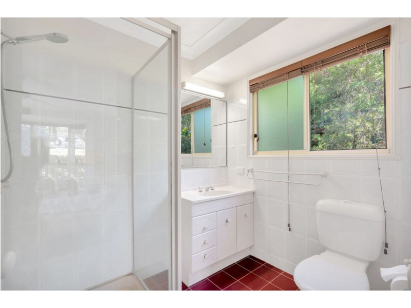 5 Regal Court, Highland Park QLD 4211