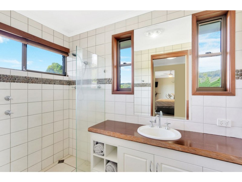 2 Sovereign Court, Canungra QLD 4275