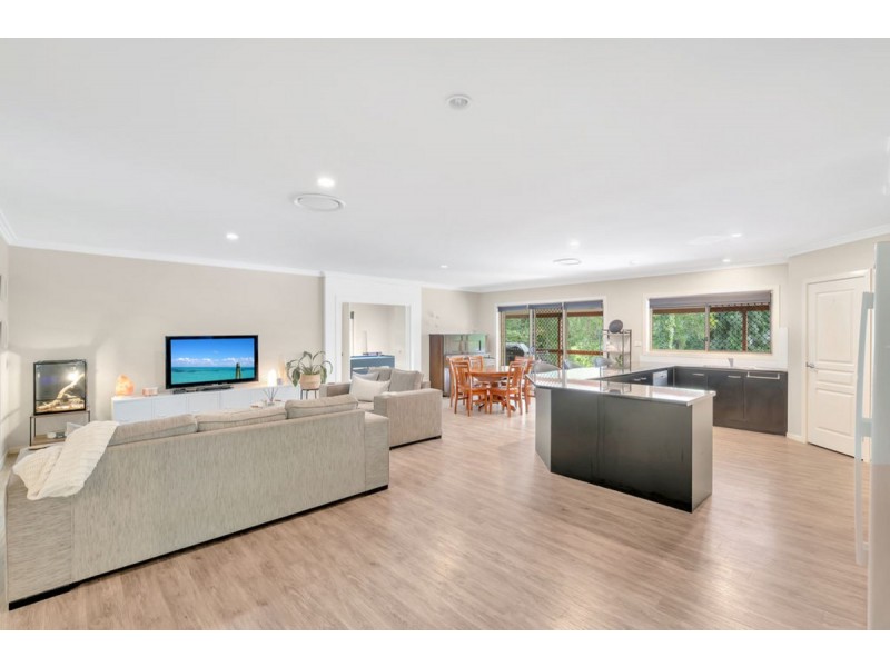 6 Billabirra Crescent, Nerang QLD 4211