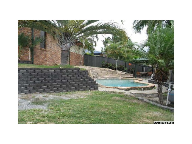 56 Pappas Way, Carrara QLD 4211