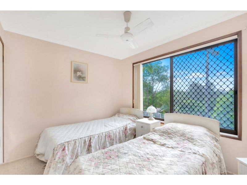 12 Harneil Place, Carrara QLD 4211