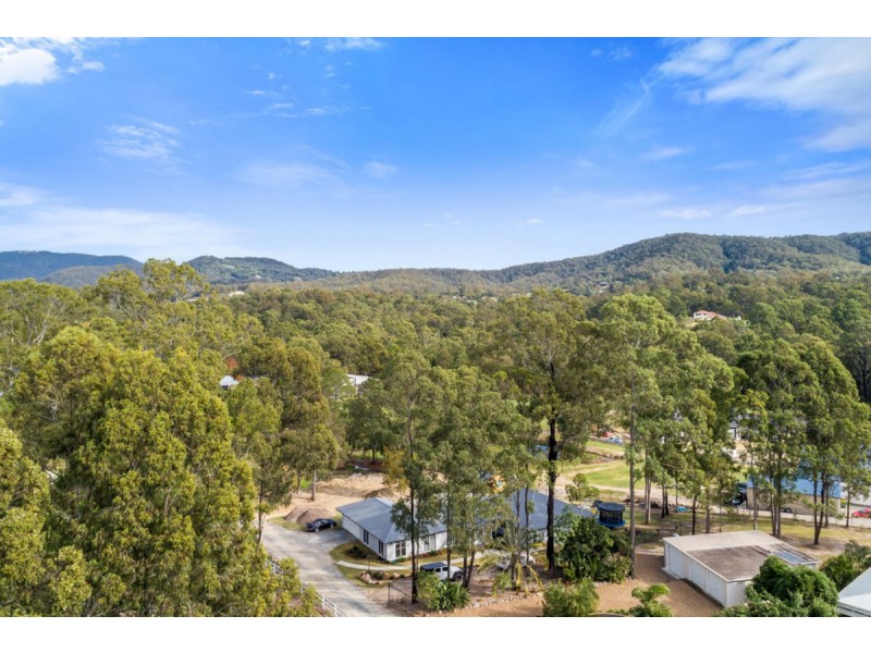 10 Crane Crescent, Nerang QLD 4211