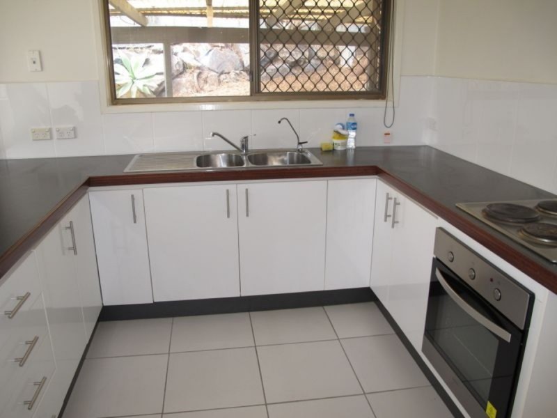 1/7 Pilbara Place, Worongary QLD 4213