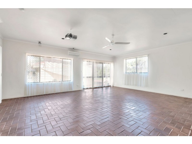 42 Lutana Street, Nerang QLD 4211