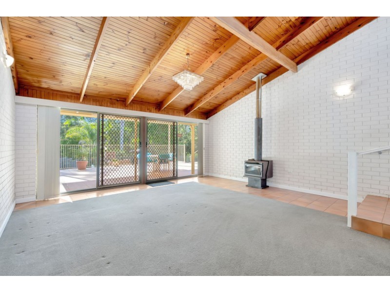 42 Lutana Street, Nerang QLD 4211