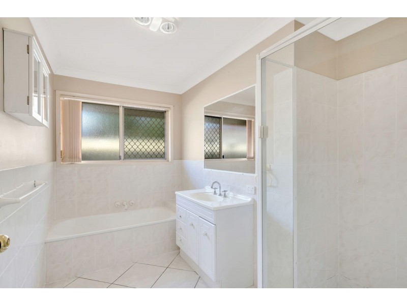 34 Carine Court, Nerang QLD 4211