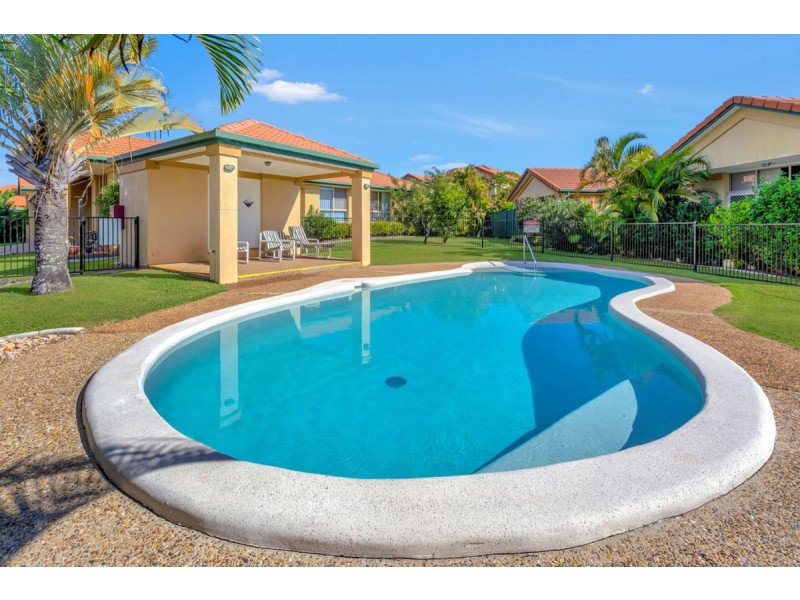 60/152 Palm Meadows Drive, Carrara QLD 4211