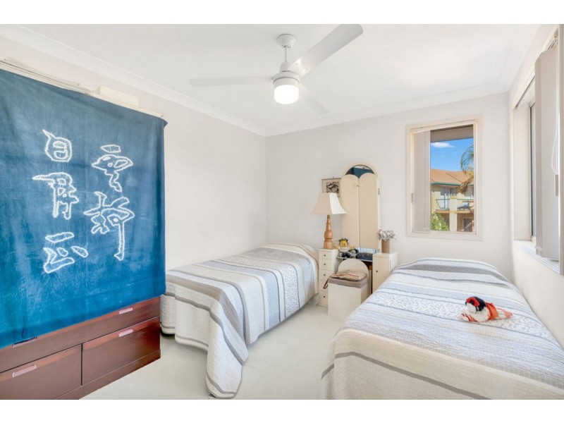 60/152 Palm Meadows Drive, Carrara QLD 4211