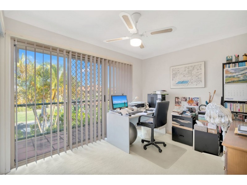 60/152 Palm Meadows Drive, Carrara QLD 4211