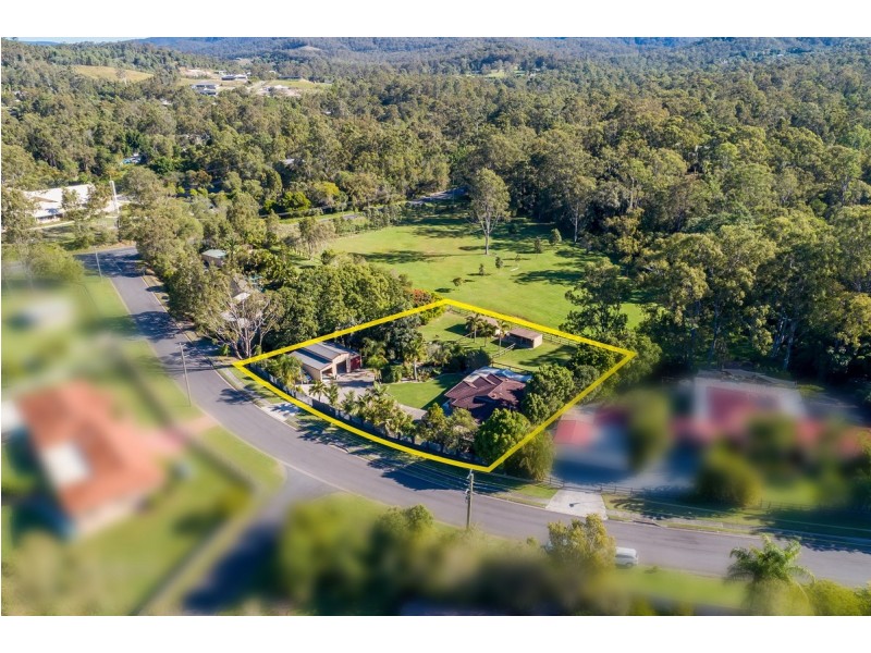 10 Birdlife Court, Nerang QLD 4211