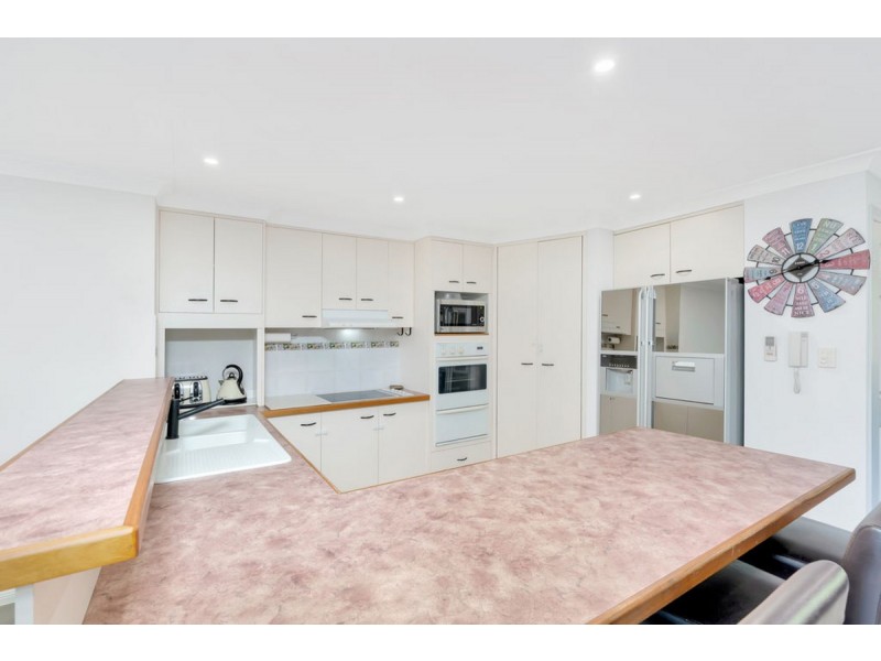 10 Birdlife Court, Nerang QLD 4211