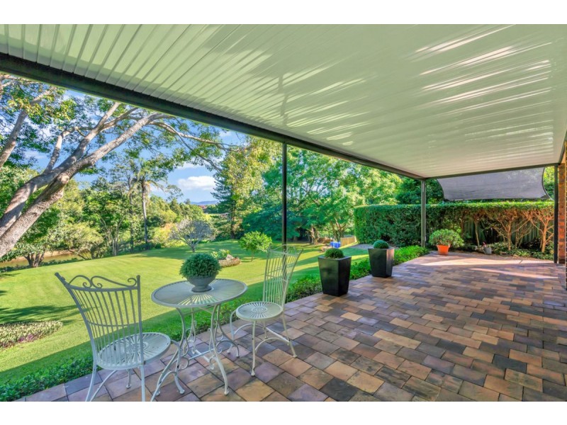 13 Nerang River Drive, Nerang QLD 4211