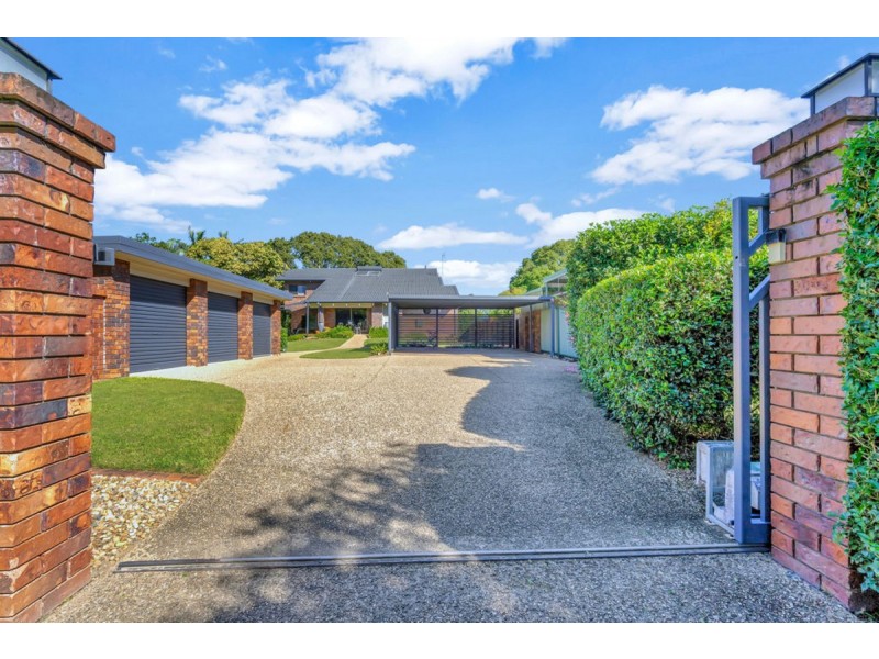 13 Nerang River Drive, Nerang QLD 4211