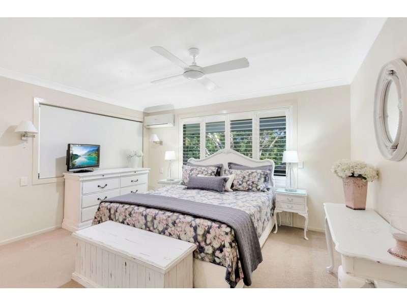 13 Nerang River Drive, Nerang QLD 4211