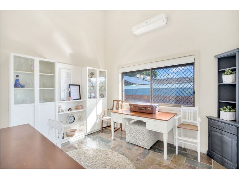13 Nerang River Drive, Nerang QLD 4211