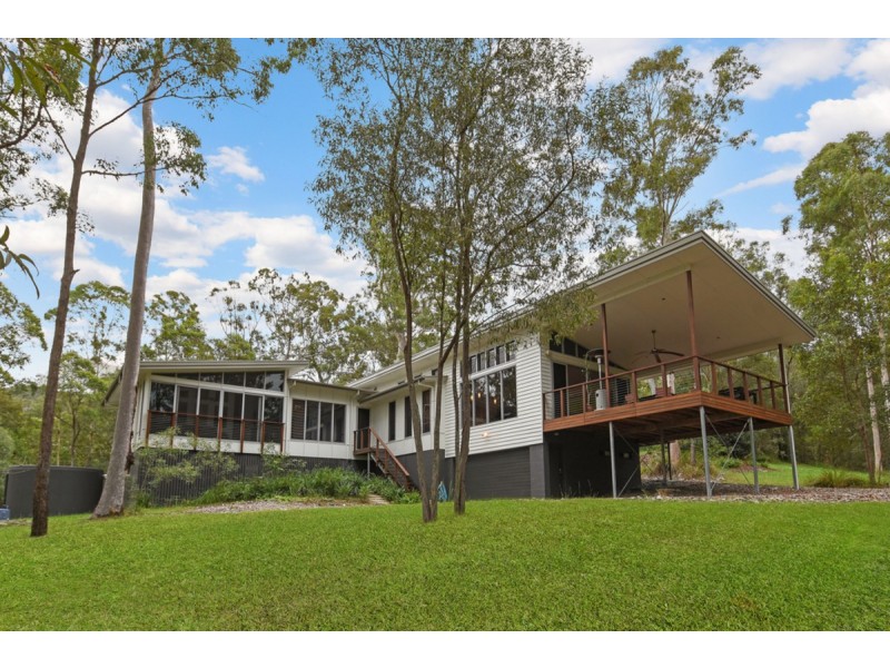 1/200 Crane Crescent, Nerang QLD 4211