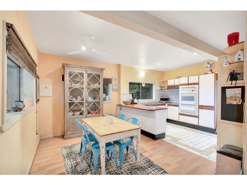20 Tarlington Road, Lower Beechmont QLD 4211
