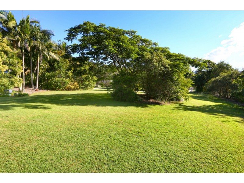 3 Waldorf Place, Maudsland QLD 4210