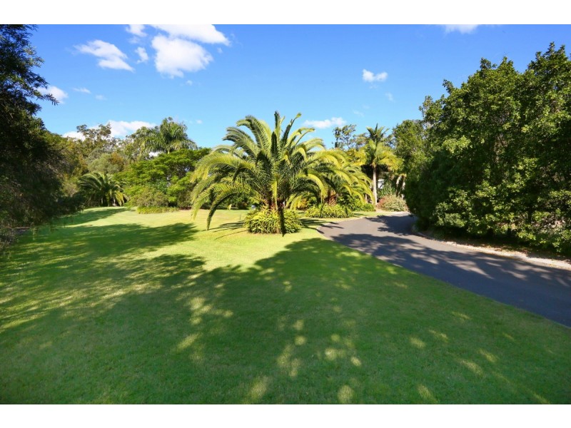 3 Waldorf Place, Maudsland QLD 4210