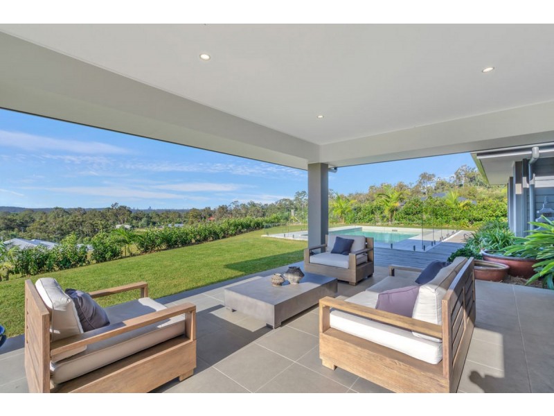 108 Whiptail Place, Advancetown QLD 4211