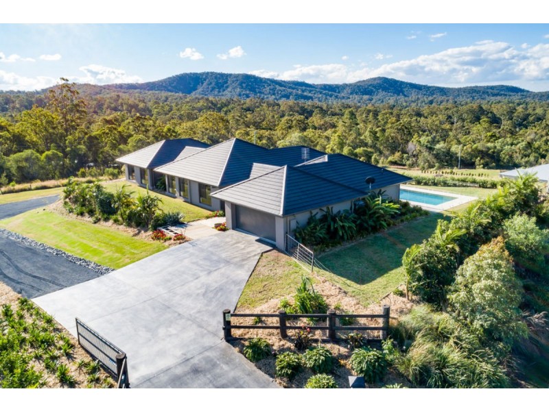 108 Whiptail Place, Advancetown QLD 4211