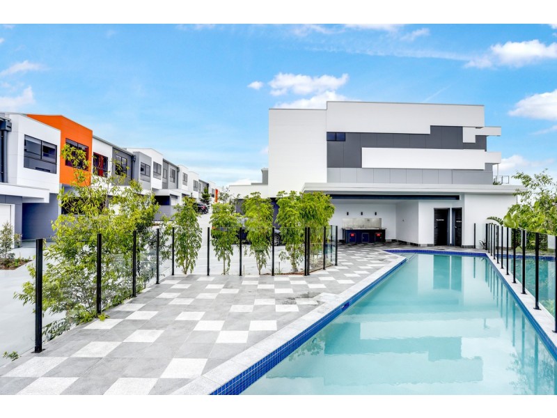 5/34 John Francis Drive, Carrara QLD 4211