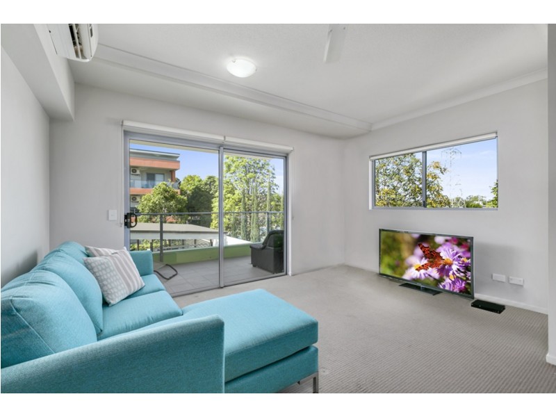 208/1 Bowden Court, Nerang QLD 4211