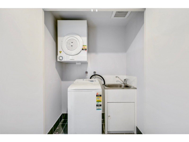 208/1 Bowden Court, Nerang QLD 4211