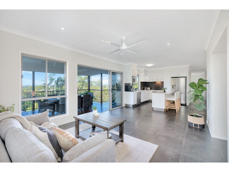 19 John Francis Drive, Carrara QLD 4211