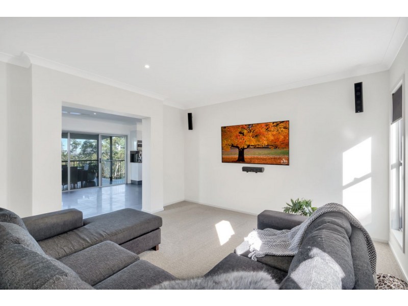 19 John Francis Drive, Carrara QLD 4211