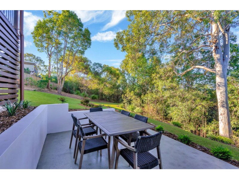 19 John Francis Drive, Carrara QLD 4211