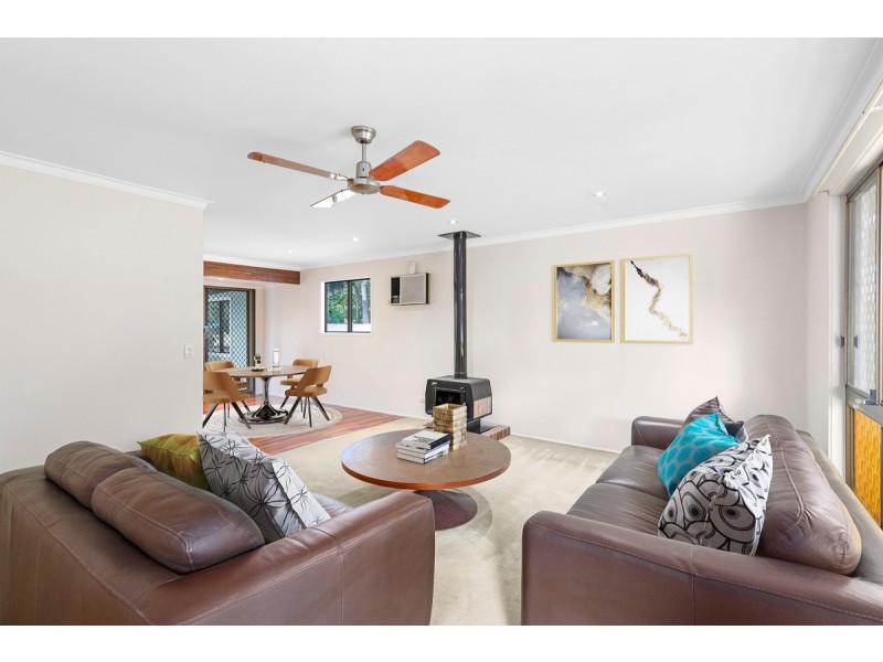 16 Eureka Crescent, Nerang QLD 4211