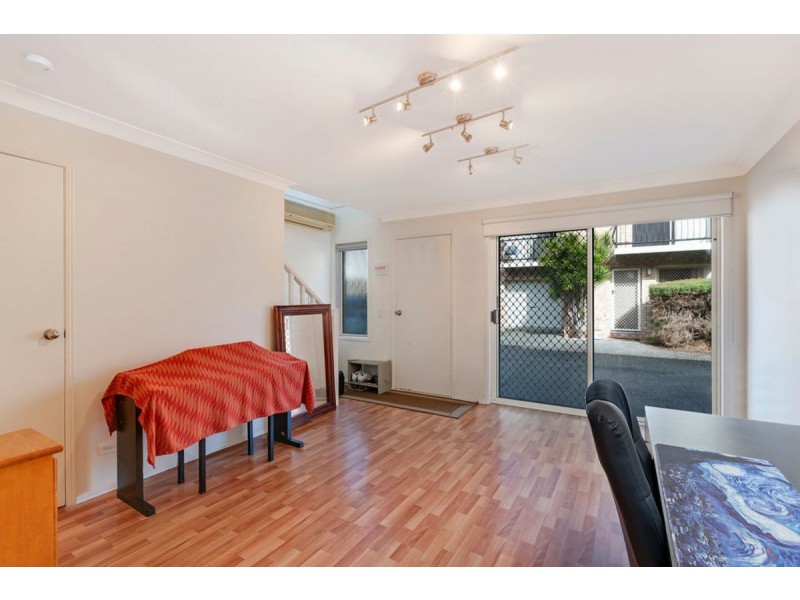 3/19-21 Blake Street, Southport QLD 4215