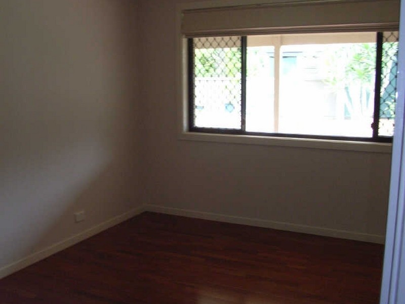53 Nerang River Drive, Nerang QLD 4211