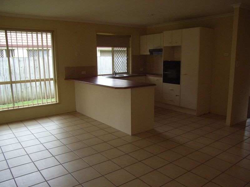 67 Oakdale Avenue, Nerang QLD 4211