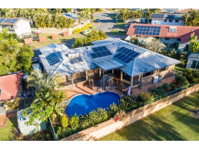 8 Morwell Court, Helensvale QLD 4212