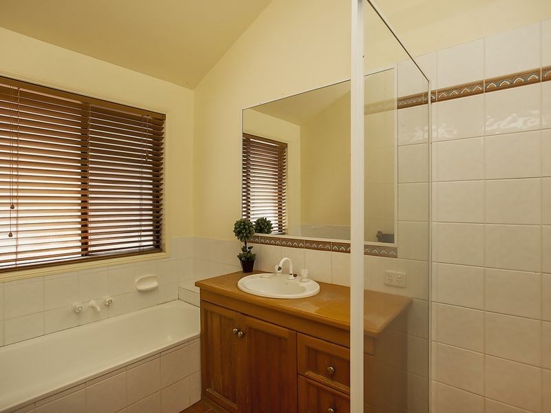 7 Stanhope Court, Worongary QLD 4213