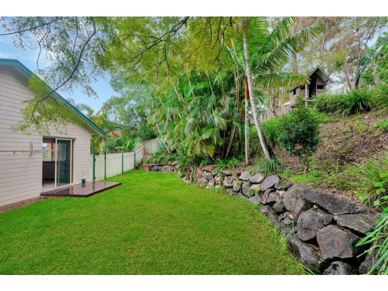 20 Stonehaven Place, Highland Park QLD 4211