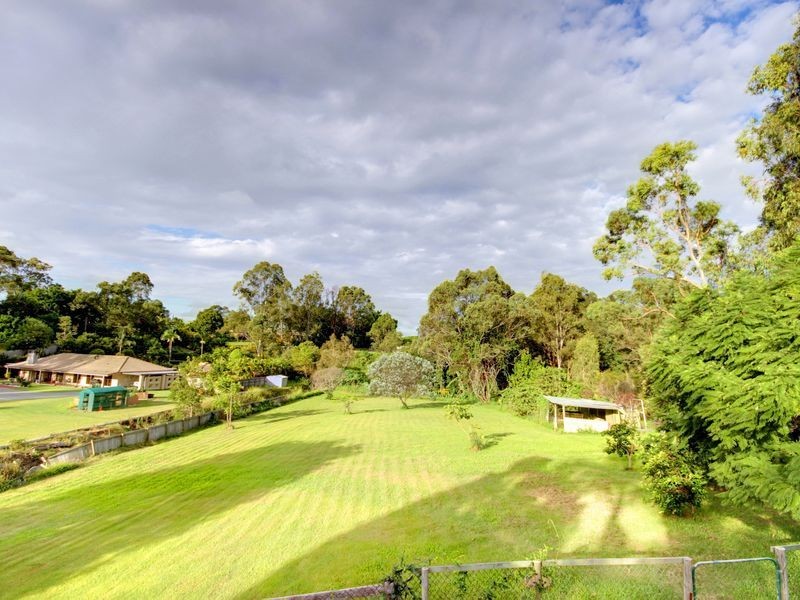 10 Quambone Street, Worongary QLD 4213