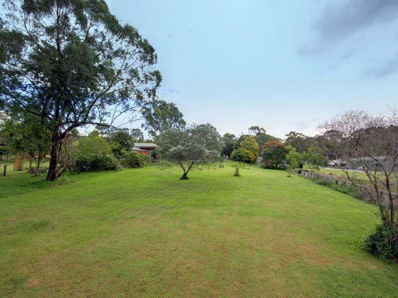 10 Quambone Street, Worongary QLD 4213