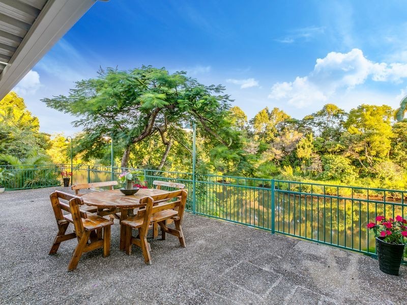31 Nerang River Drive, Nerang QLD 4211