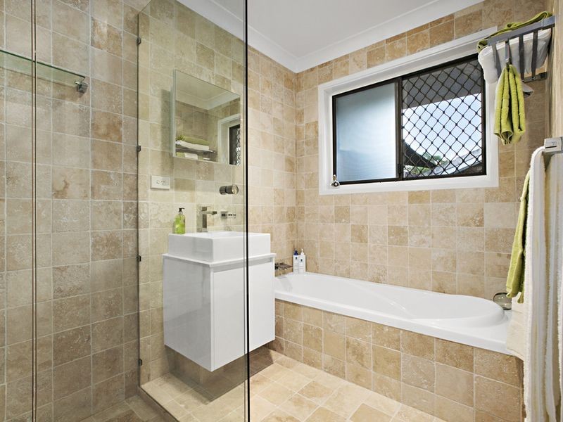 31 Nerang River Drive, Nerang QLD 4211