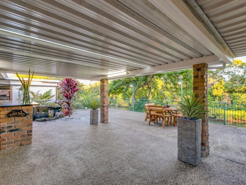 31 Nerang River Drive, Nerang QLD 4211