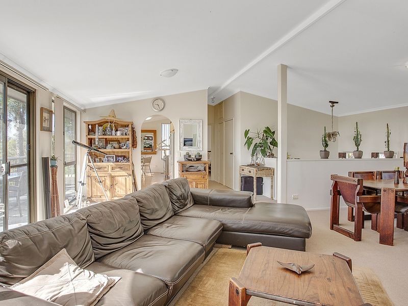 20 Jabiluka Drive, Highland Park QLD 4211