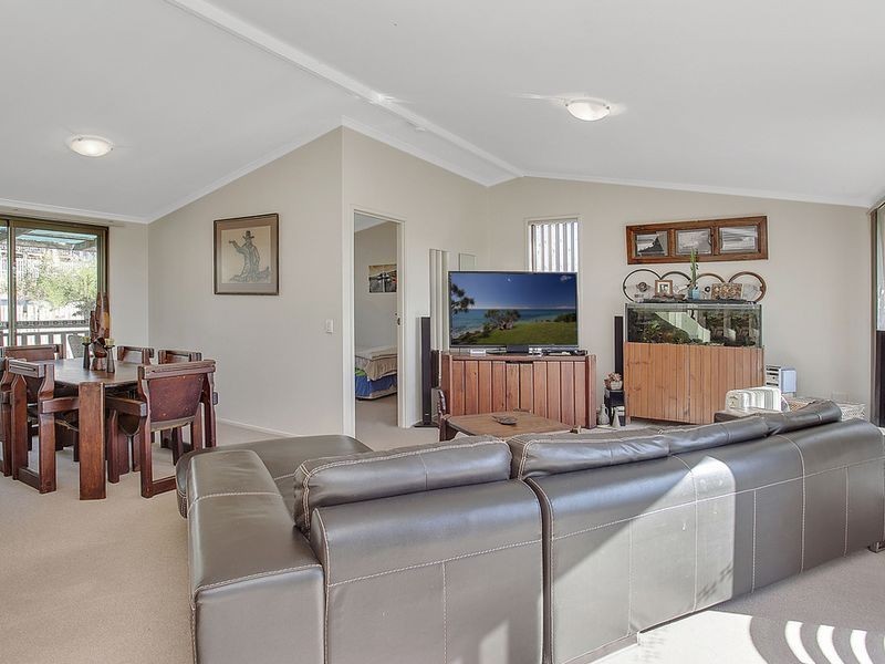 20 Jabiluka Drive, Highland Park QLD 4211