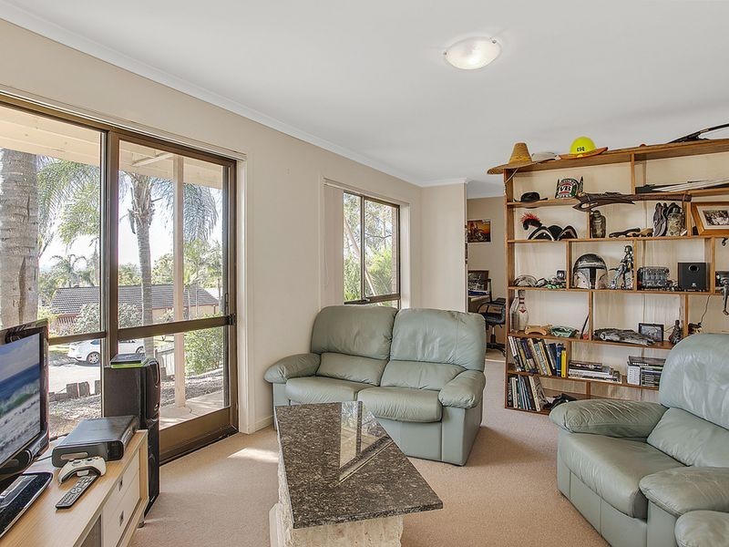 20 Jabiluka Drive, Highland Park QLD 4211