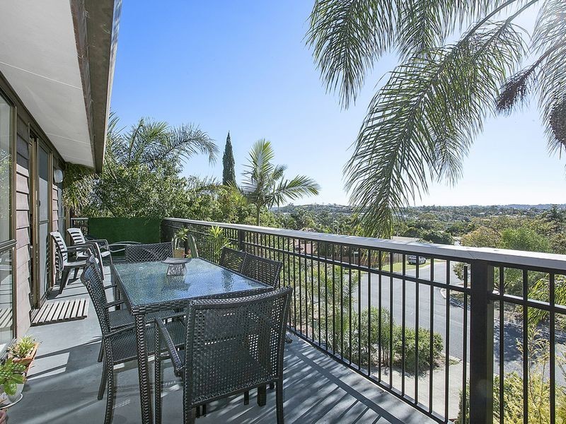 20 Jabiluka Drive, Highland Park QLD 4211