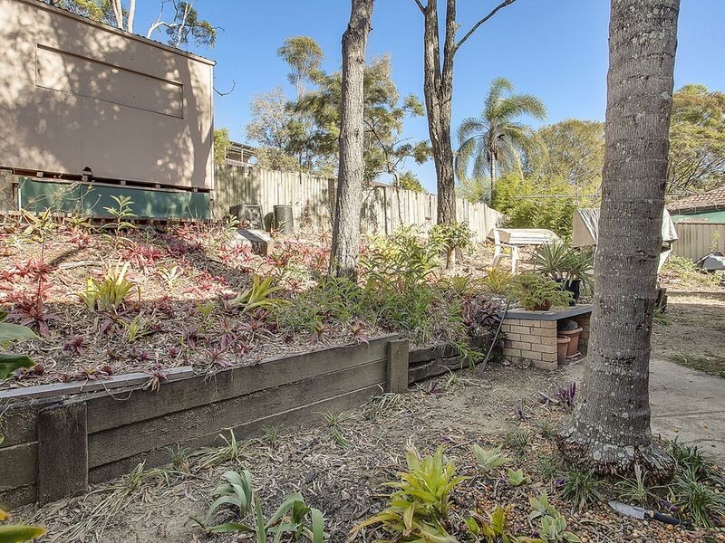 20 Jabiluka Drive, Highland Park QLD 4211