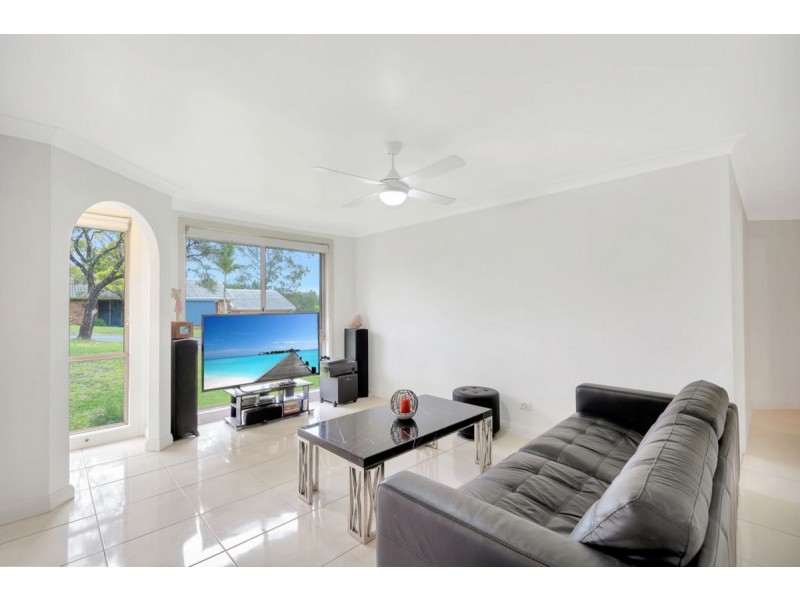 9 Kilmarnock Close, Highland Park QLD 4211
